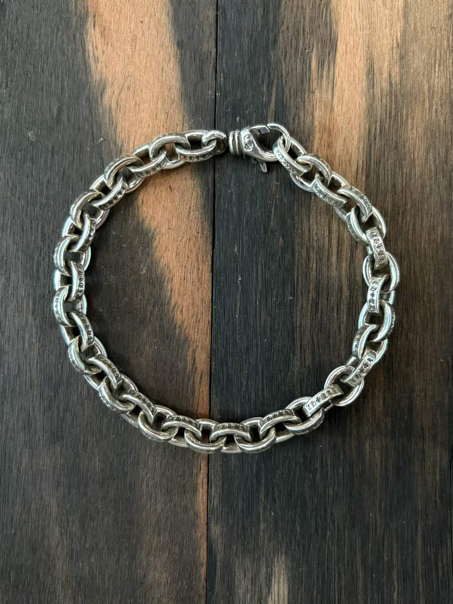 Chrome Hearts  CH 克罗心 925银  粗 龙虾扣  手链（由于银价的浮动 與尺寸不同真實售價咨詢客服）