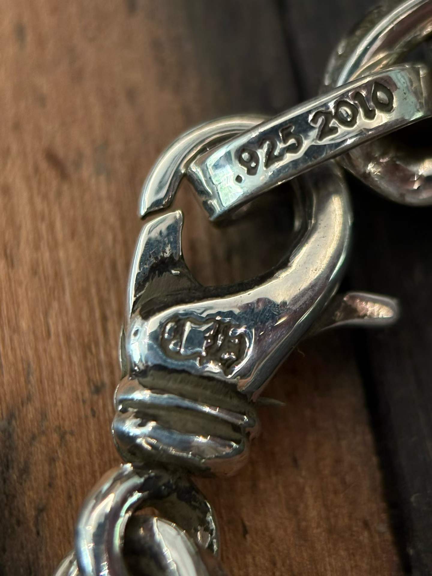 Chrome Hearts  CH 克罗心 925银  粗 龙虾扣  手链（由于银价的浮动 與尺寸不同真實售價咨詢客服）