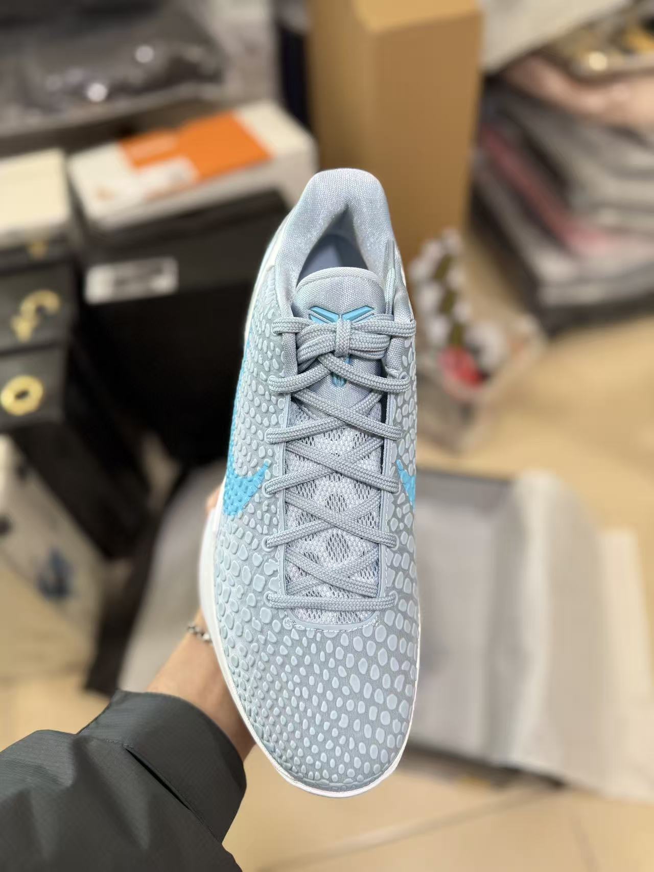 H12 Kobe6  前掌Zoom Turbo 气垫 后掌EVA缓震 低筒 球鞋 籃球鞋 實戰鞋 真碳板 男鞋 波鞋 克拉克北卡蓝 IO3672-400