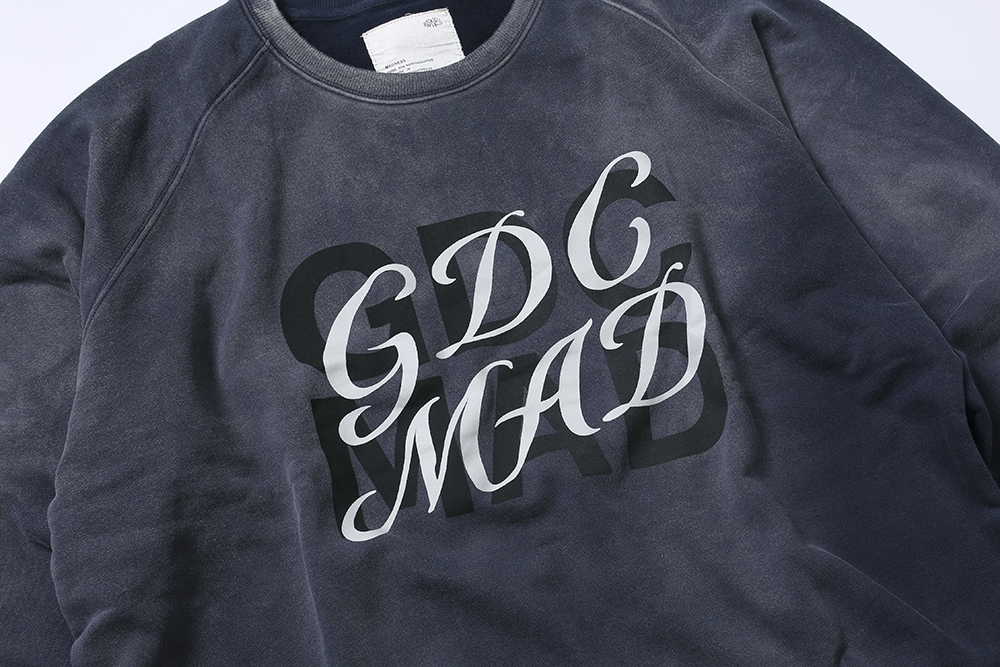 MADNESS 宽松防风 做旧洗水圆领 卫衣 蓝色