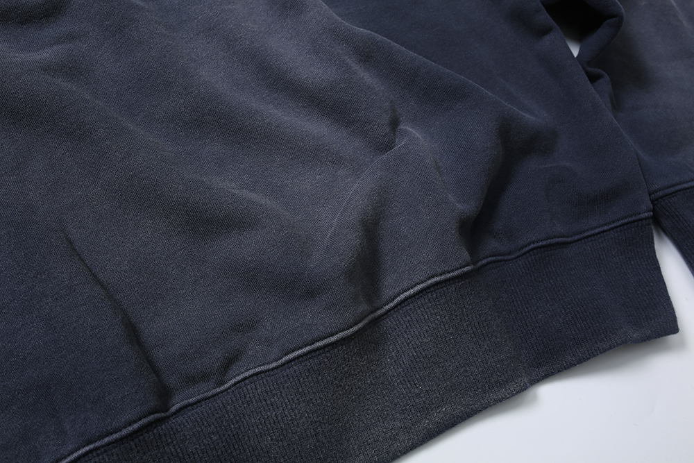 MADNESS 宽松防风 做旧洗水圆领 卫衣 蓝色