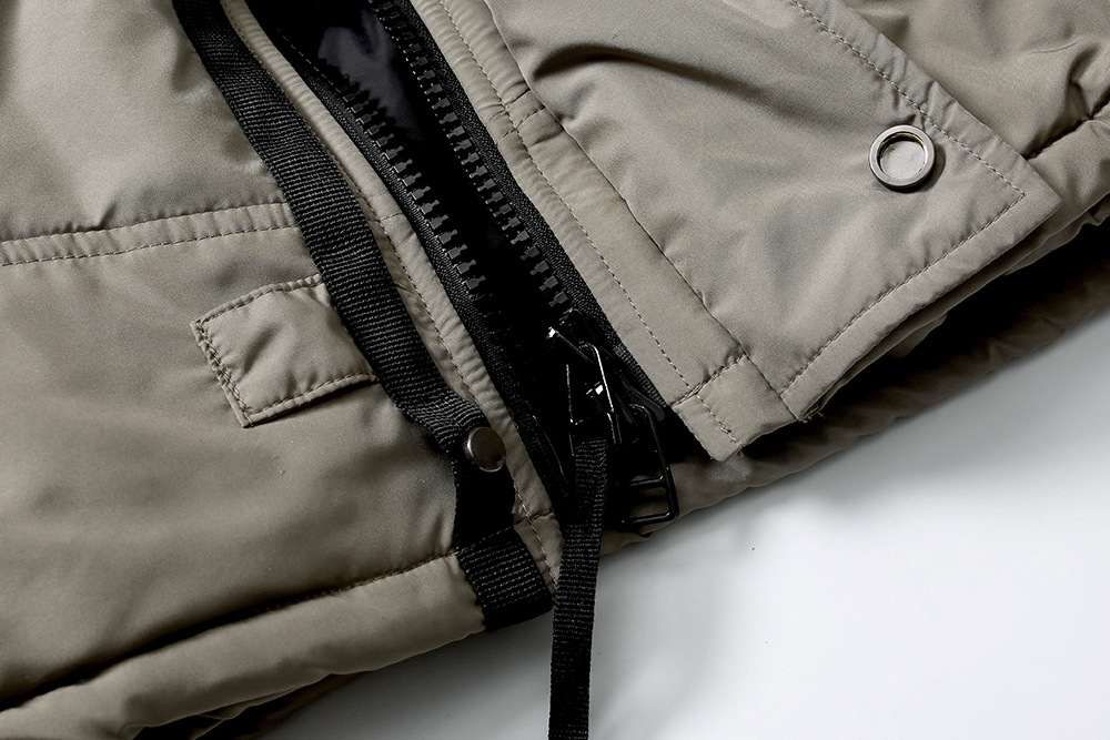 779# MADNESSxMEANSWHILE 联名款 FW25 侧开衩防水防工装简约纯色 可脱卸帽无袖马甲 男女同款  25FW-JKT-MNSWHL02-D003-GRY