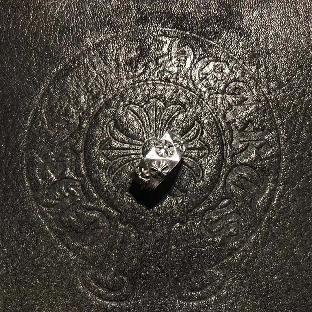 【正确版】Chrome Hearts  CH 克罗心 棱面切面 925银 十字架 永恒真爱 戒指  经典款 男女同款情侣对戒 