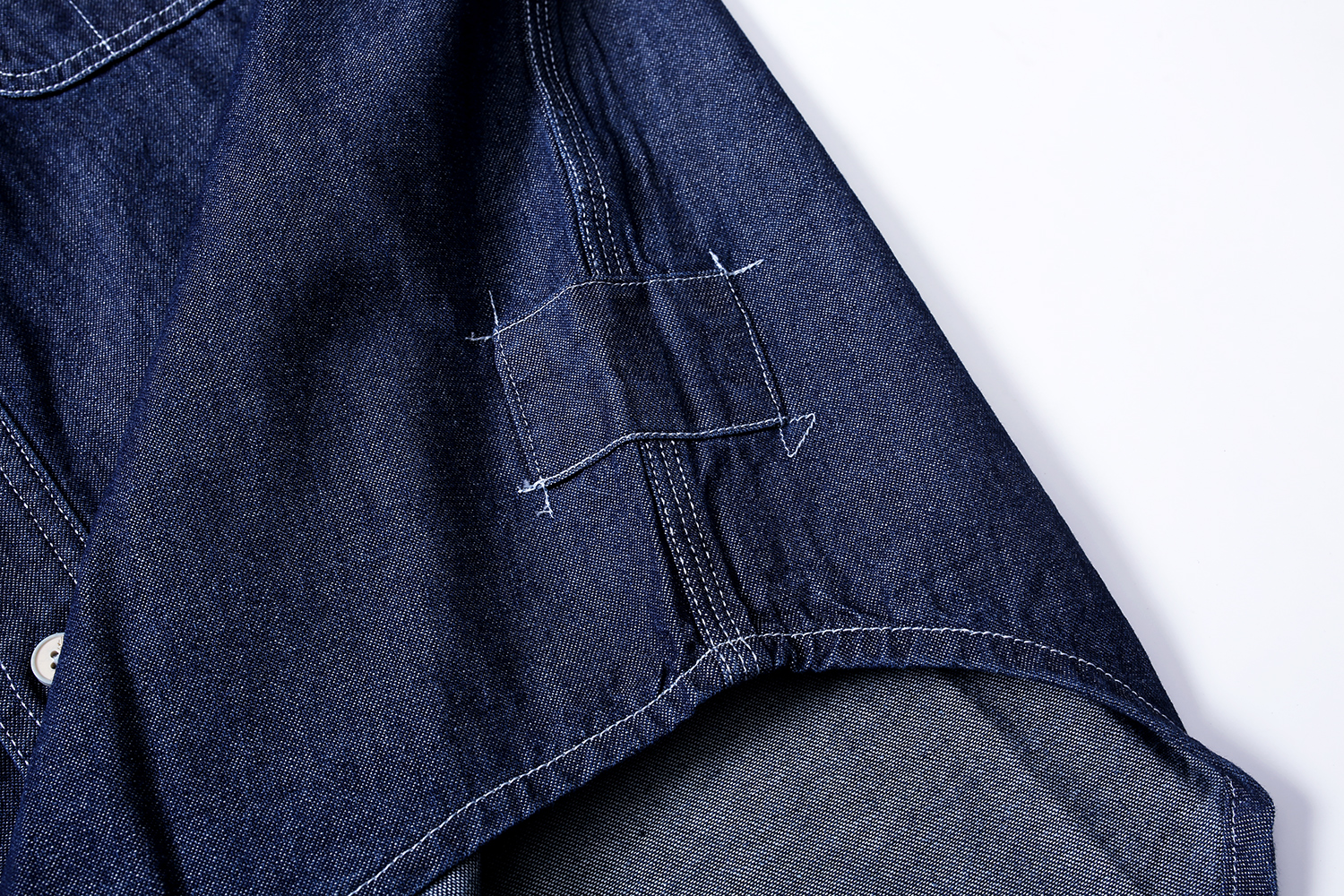 MADNESS 翻领 长袖 宽松 牛仔衬衣 夹克外套 男女同款  蓝色