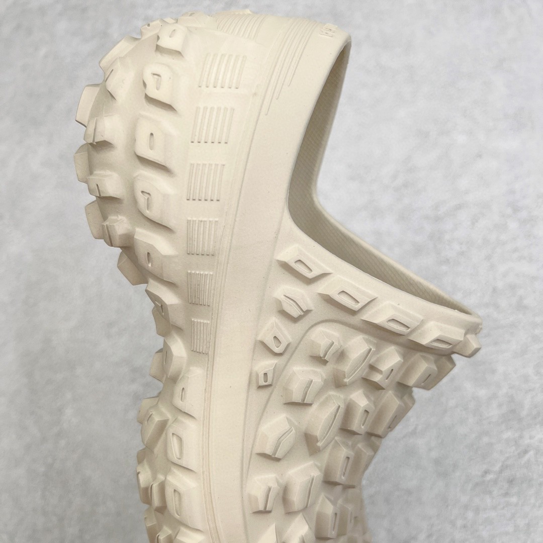 Balenciaga 巴黎世家 Defender 橡胶 轮胎鞋 老爹鞋 厚底鞋 男鞋 女鞋 米灰色 735252W3CV29700