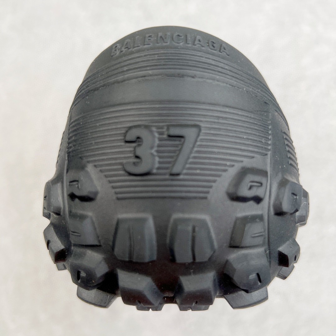 Balenciaga 巴黎世家 Defender 橡胶 轮胎鞋 老爹鞋 厚底鞋 男鞋 女鞋 黑色 735252W3CV21000