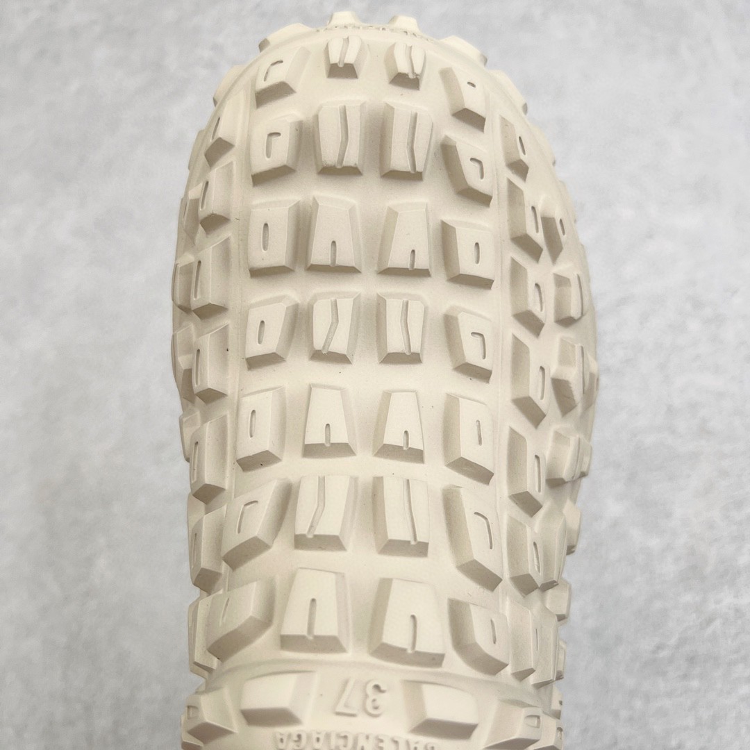 Balenciaga 巴黎世家 Defender 橡胶 轮胎鞋 老爹鞋 厚底鞋 男鞋 女鞋 米灰色 735252W3CV29700