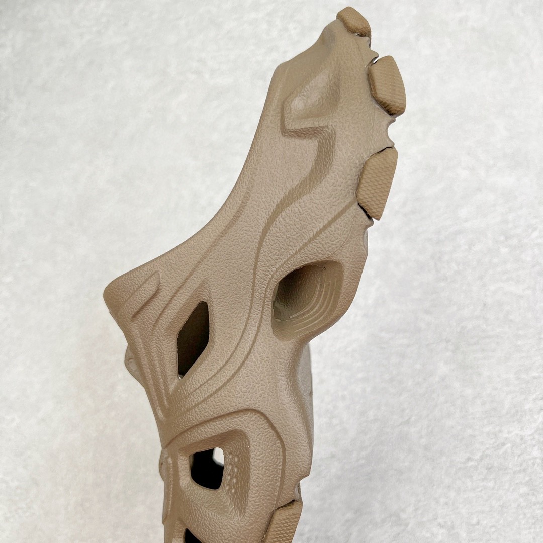 Balenciaga 巴黎世家 橡胶 包头厚底鞋 洞洞鞋 凉拖 拖鞋 男女同款 棕色 735249W3CES2000