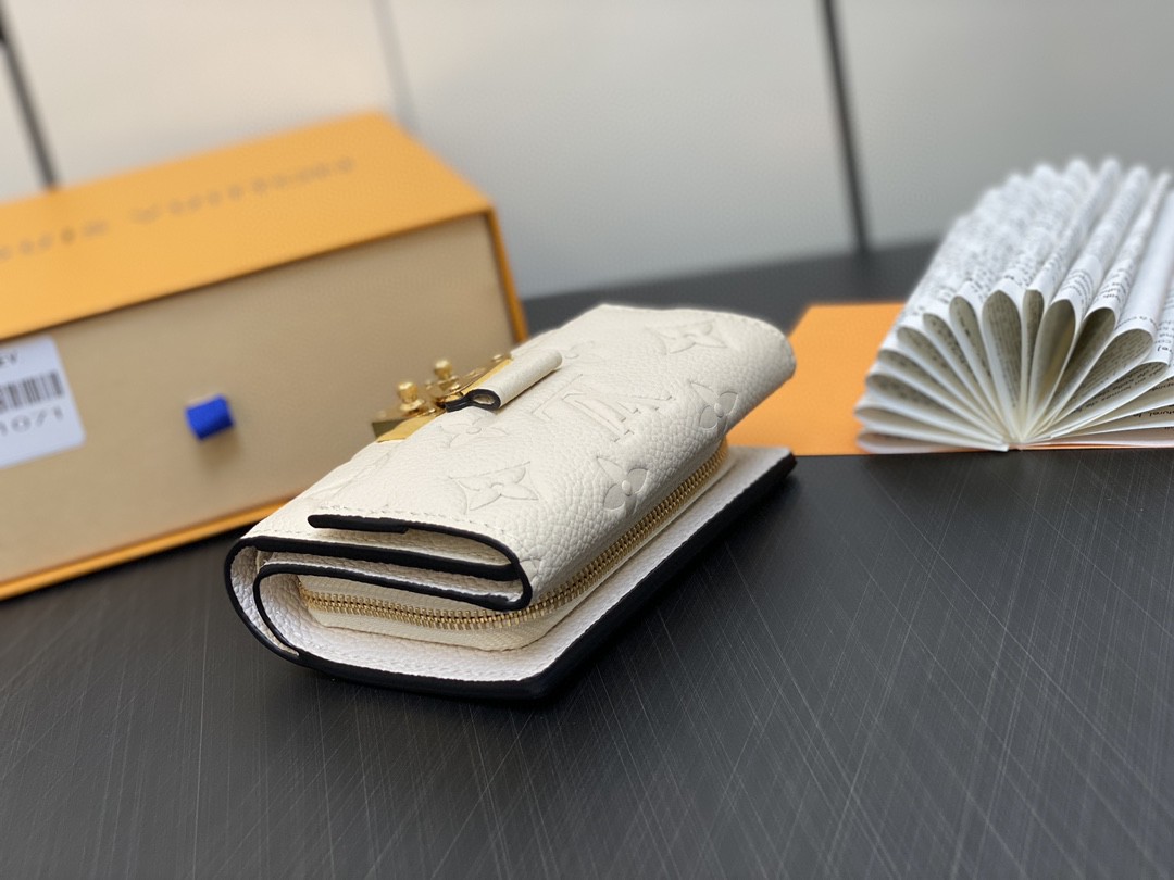 LOUIS VUITTON 路易威登 Pochette Metis 经典老花短款 Empreinte 牛皮 钱包 零钱包 女款 黑色 白色 M81071