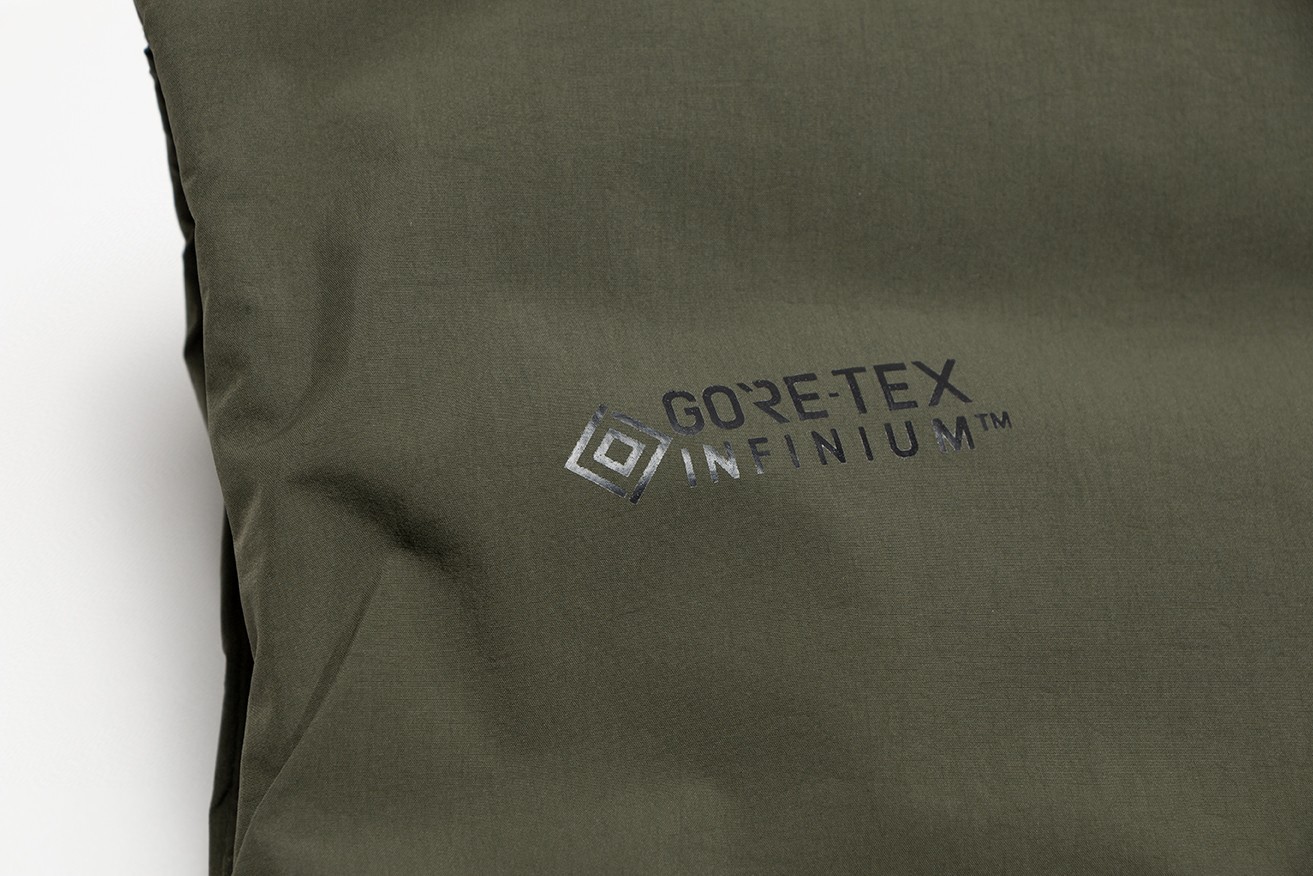 DAIWA PIER39 FW22 纯色立领双口袋含羽绒 马甲 外套 秋冬款 男款 黑色 绿色 卡其色