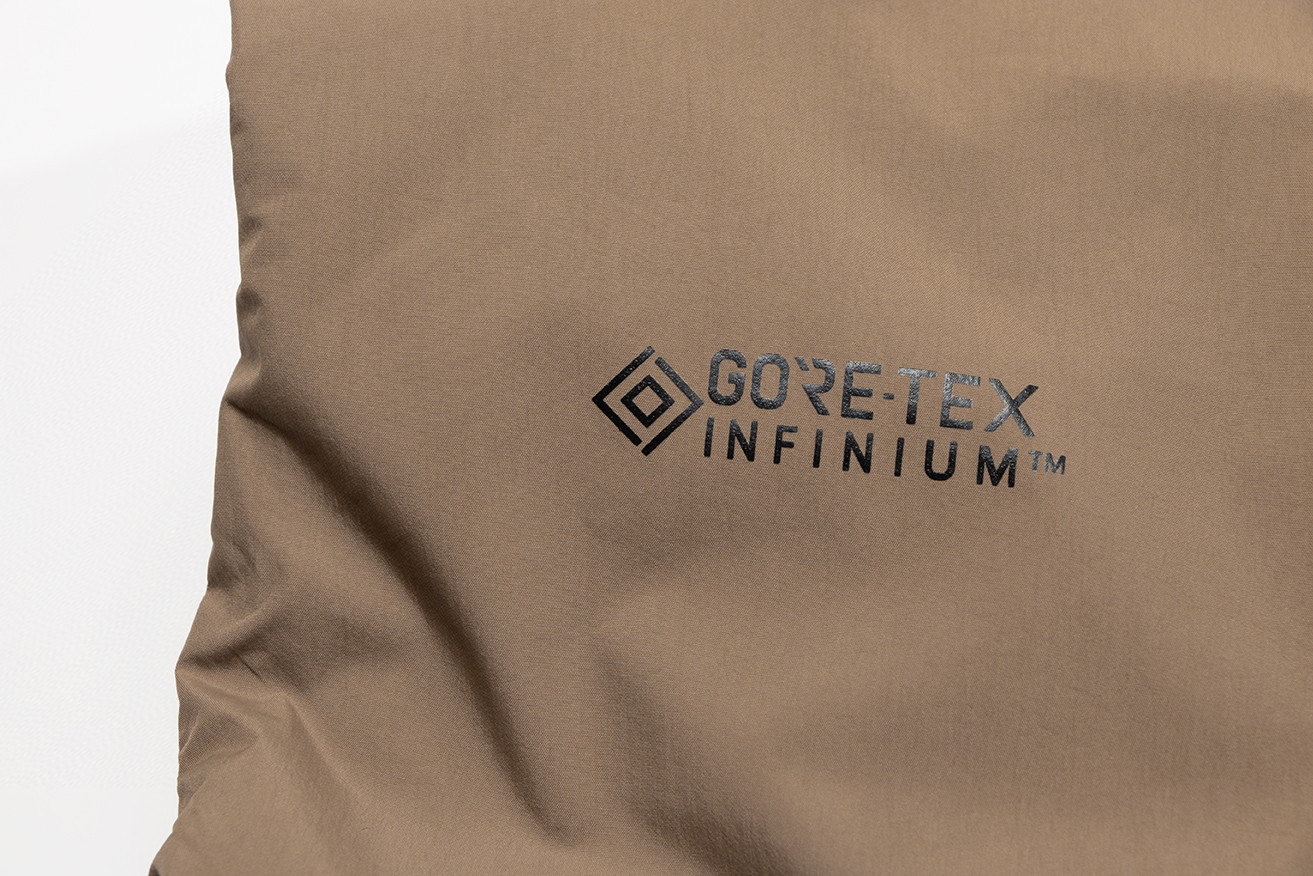 DAIWA PIER39 FW22 纯色立领双口袋含羽绒 马甲 外套 秋冬款 男款 黑色 绿色 卡其色