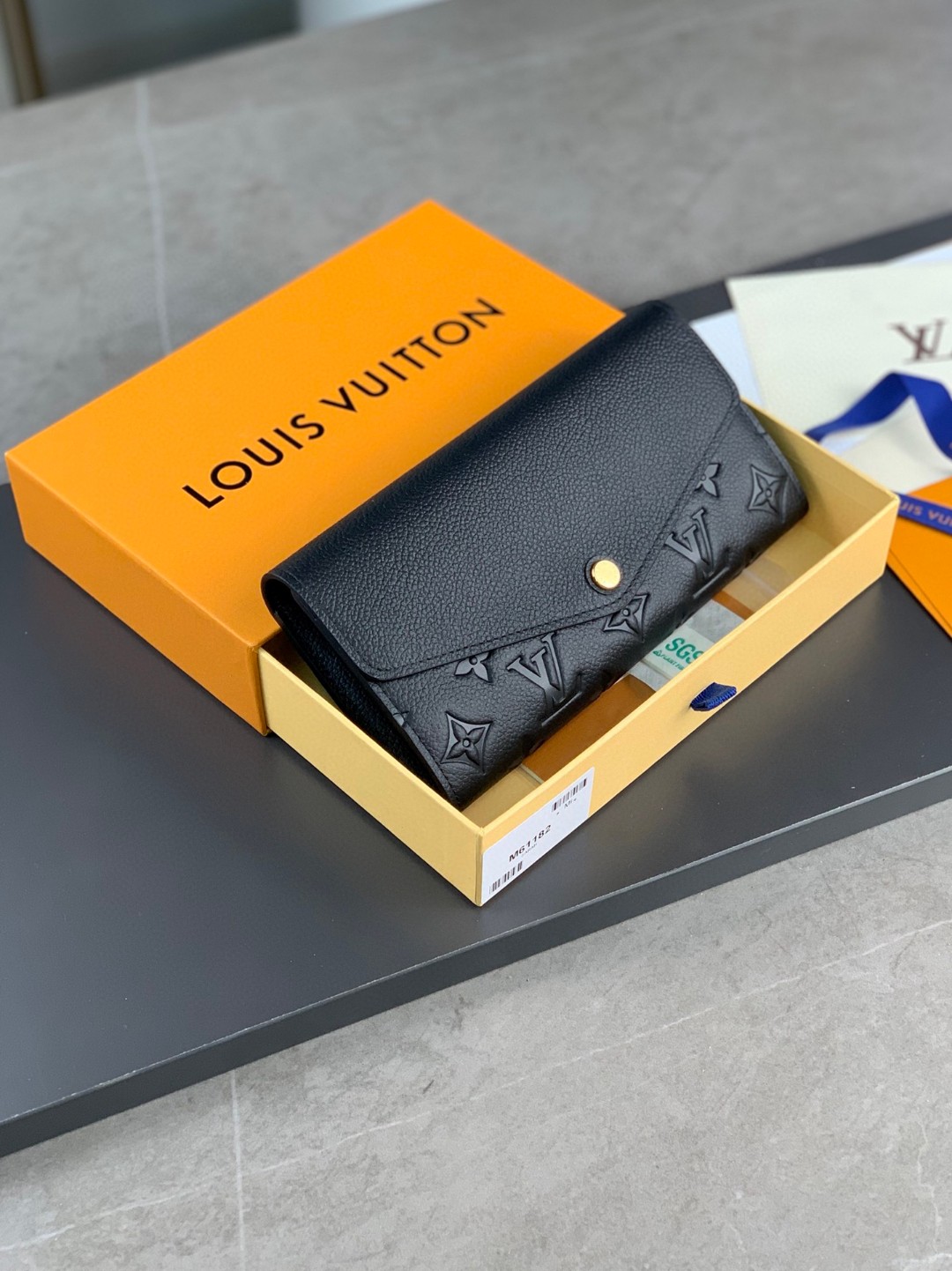LOUIS VUITTON Sarah Logo 徽标皮革 钱夹 钱包 手拿包 黑色 M61182