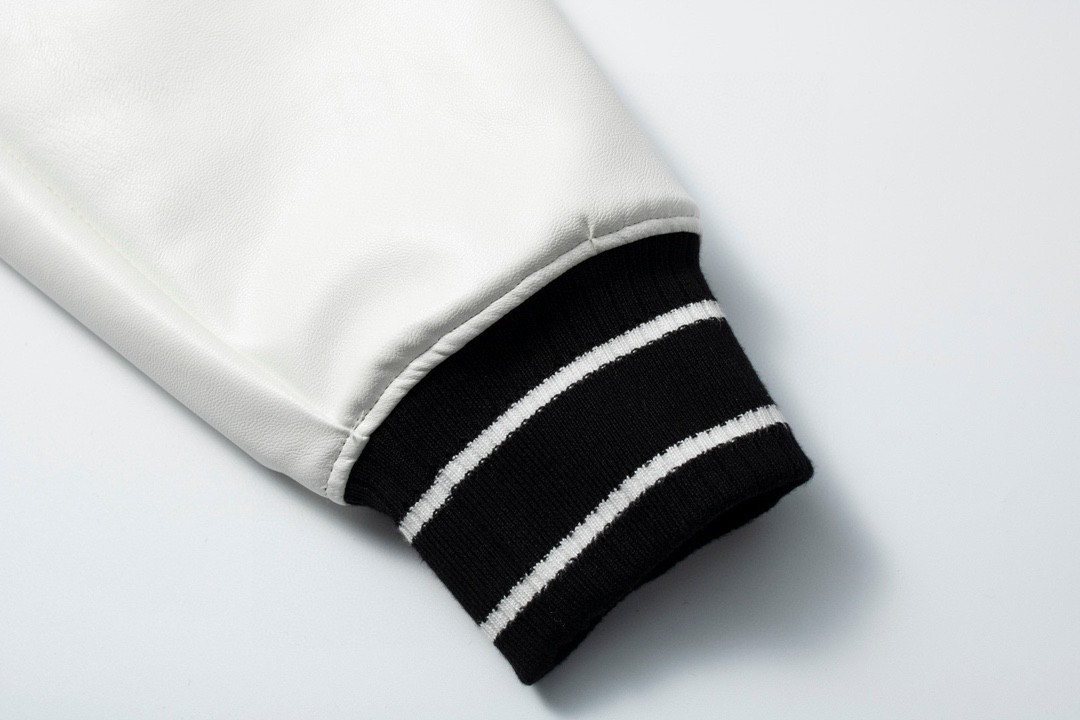 Givenchy 纪梵希 立领字母印花皮袖子 长袖 夹克 棒球服 外套 秋冬款 黑色 BM011S6Y16-004