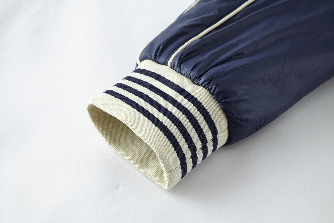 CELINE 赛琳 条纹边饰单排扣 长袖 夹克 棒球服 外套 秋冬款 男女同款 蓝色 2W973661V-07MR