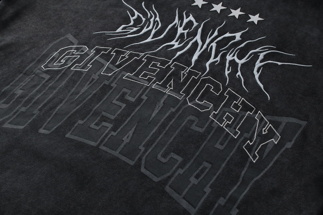 Givenchy 纪梵希 刺绣字母印花logo 连帽卫衣 套头 长袖 秋冬款 黑色 BWJ03E3ZB4-020