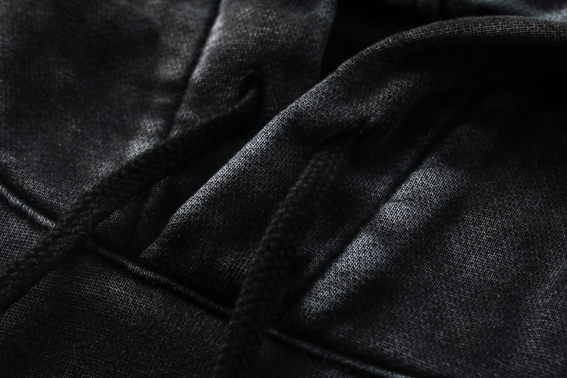 Givenchy 纪梵希 刺绣字母印花logo 连帽卫衣 套头 长袖 秋冬款 黑色 BWJ03E3ZB4-020