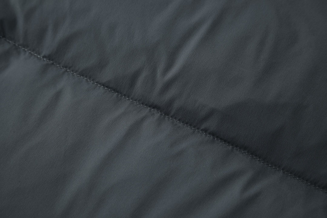 Moncler 蒙口 FW22 拼色连帽羽绒服 保暖 外套 炭灰色 H20911A0010953333934