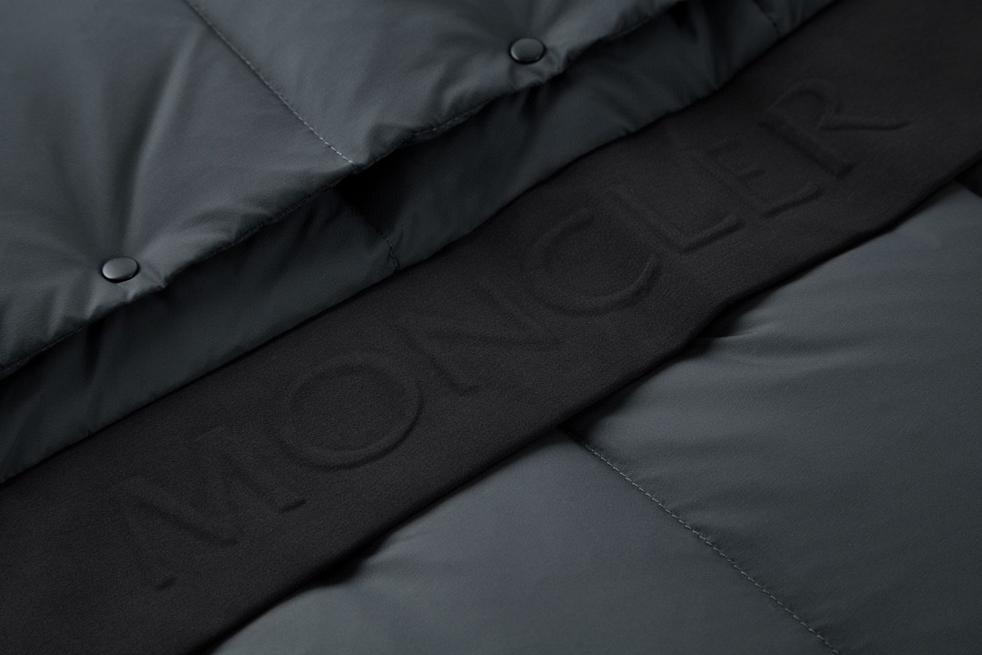 Moncler 蒙口 FW22 拼色连帽羽绒服 保暖 外套 炭灰色 H20911A0010953333934