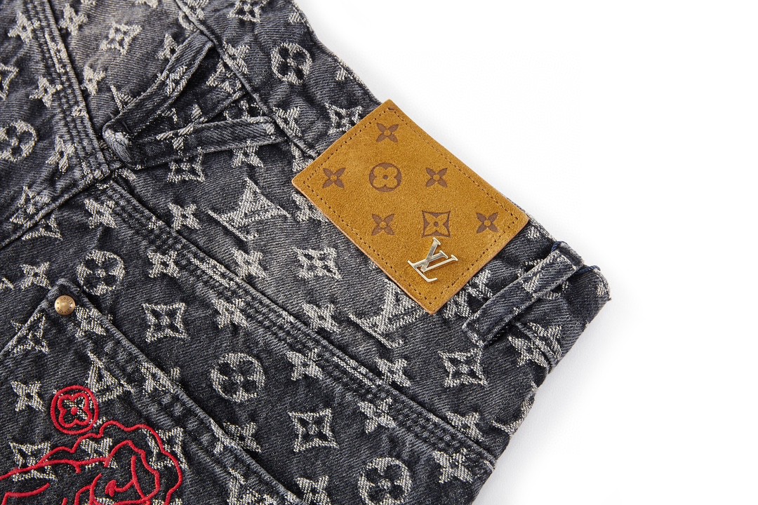 LOUIS VUITTON 路易威登 Logo满印宽松牛仔裤 裤子 长裤 男款 黑灰色 1AAGPQ