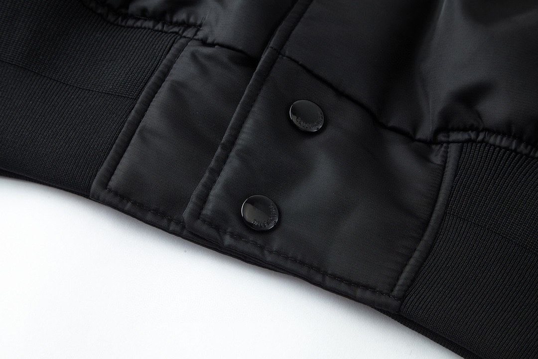 Balenciaga 巴黎世家 FW23 刺绣字母立领夹克 棒球服 棉服 长袖 外套 秋冬 黑色 763434TNO271000