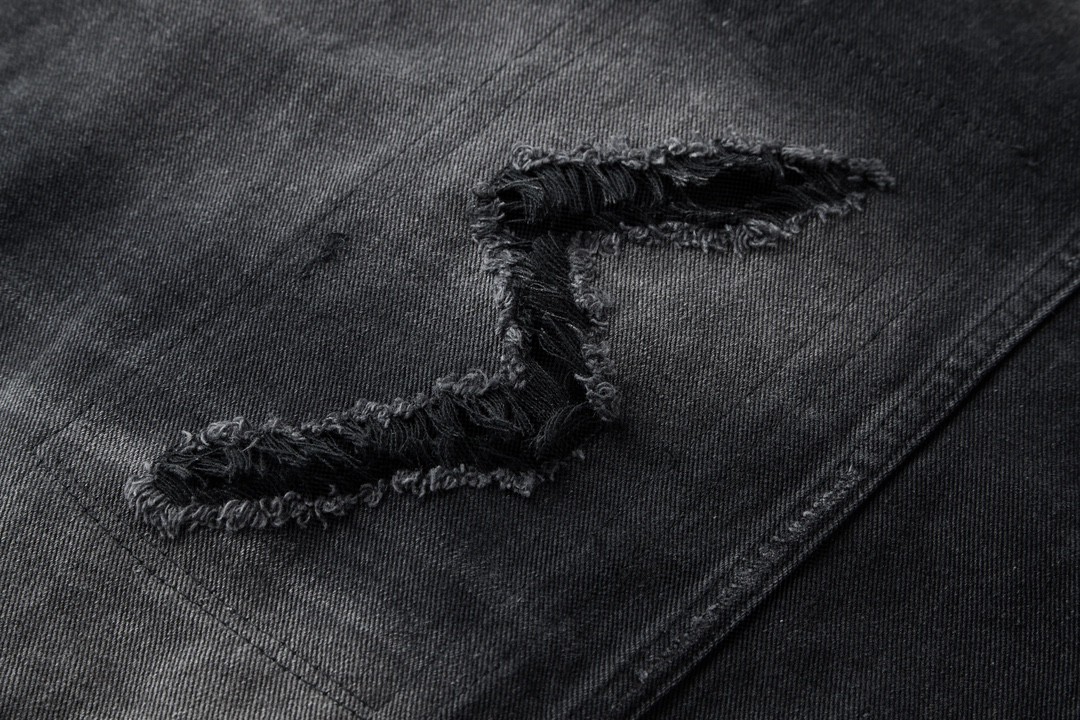 Balenciaga 巴黎世家 闪电贴布破坏 牛仔外套 牛仔衣 夹克 秋冬 黑色