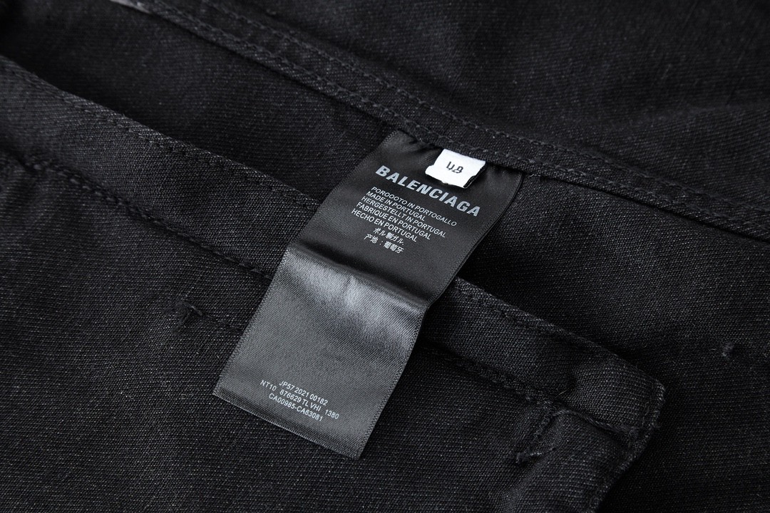 Balenciaga 巴黎世家 梵文印花 牛仔外套 牛仔衣 夹克 秋冬 黑色 