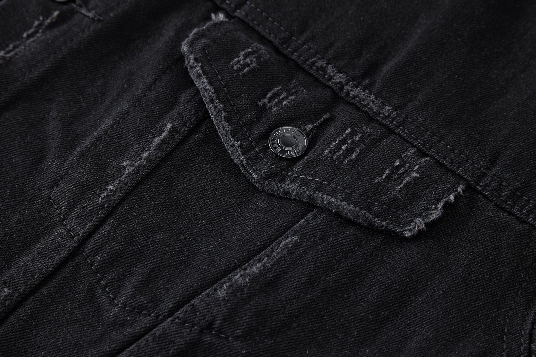 Balenciaga 巴黎世家 梵文印花 牛仔外套 牛仔衣 夹克 秋冬 黑色 