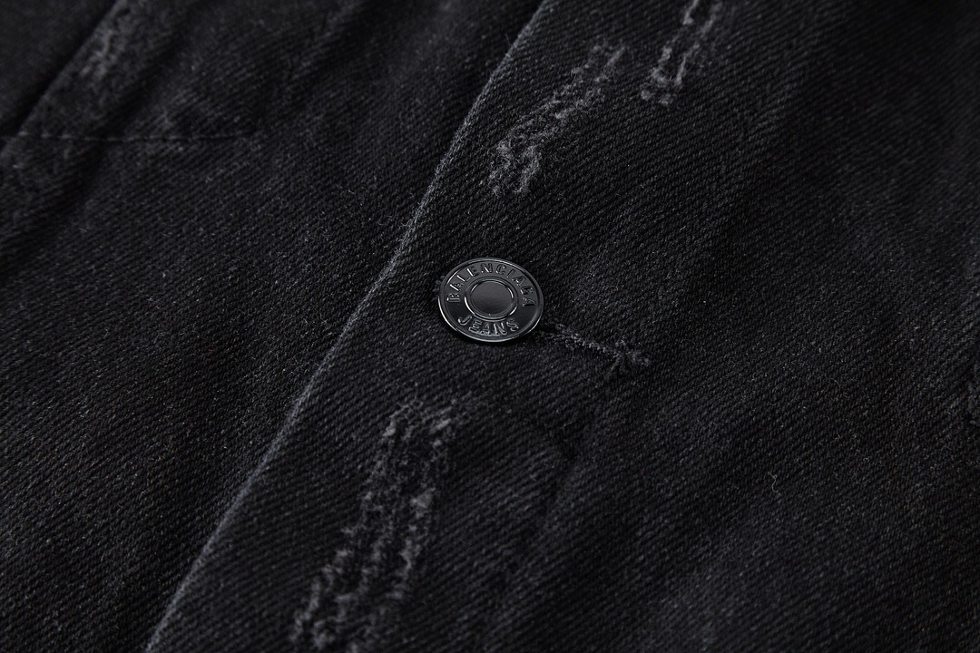 Balenciaga 巴黎世家 梵文印花 牛仔外套 牛仔衣 夹克 秋冬 黑色 