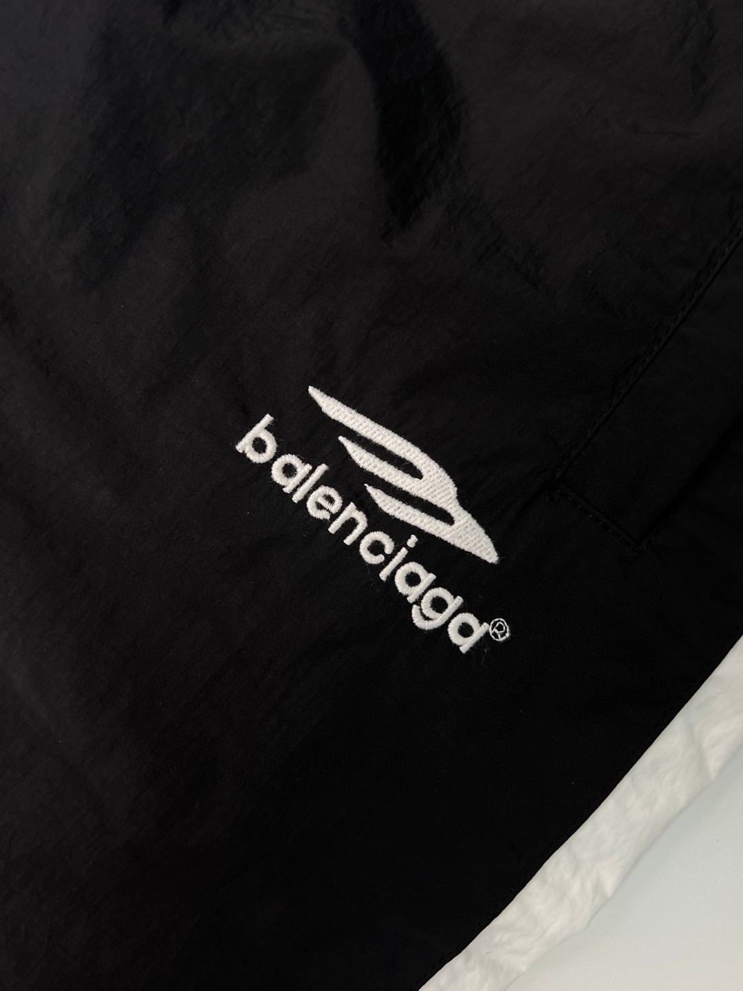 Balenciaga 巴黎世家 SS23 纯色松紧腰字母logo运动裤 休闲裤 长裤 男款 黑色