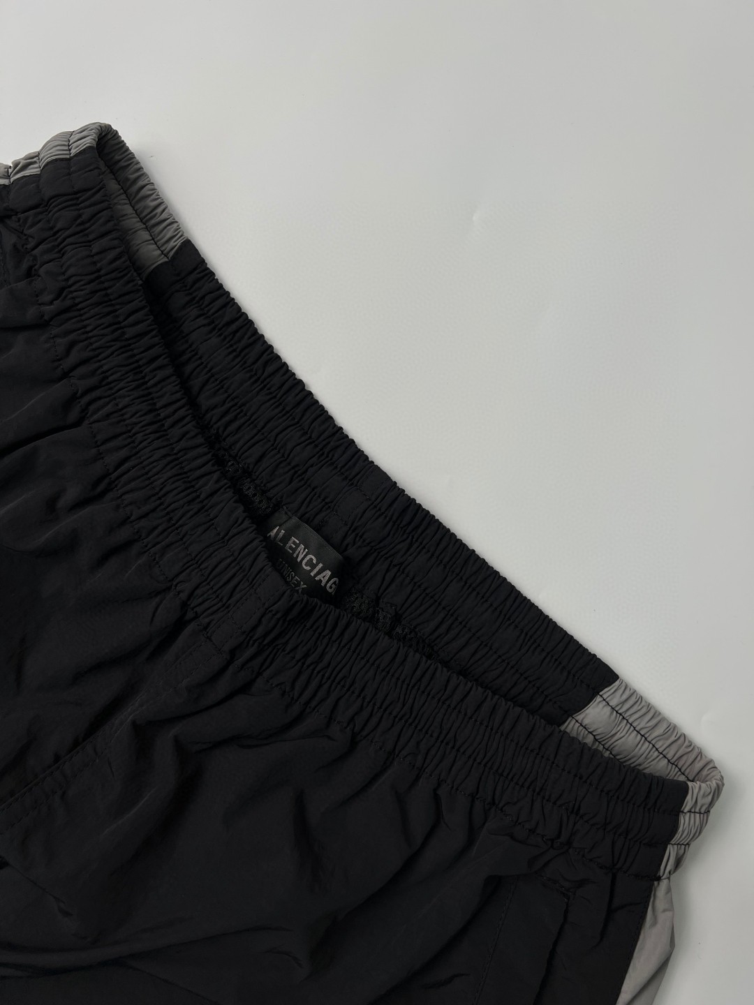 Balenciaga 巴黎世家 SS23 纯色松紧腰字母logo运动裤 休闲裤 长裤 男款 黑色