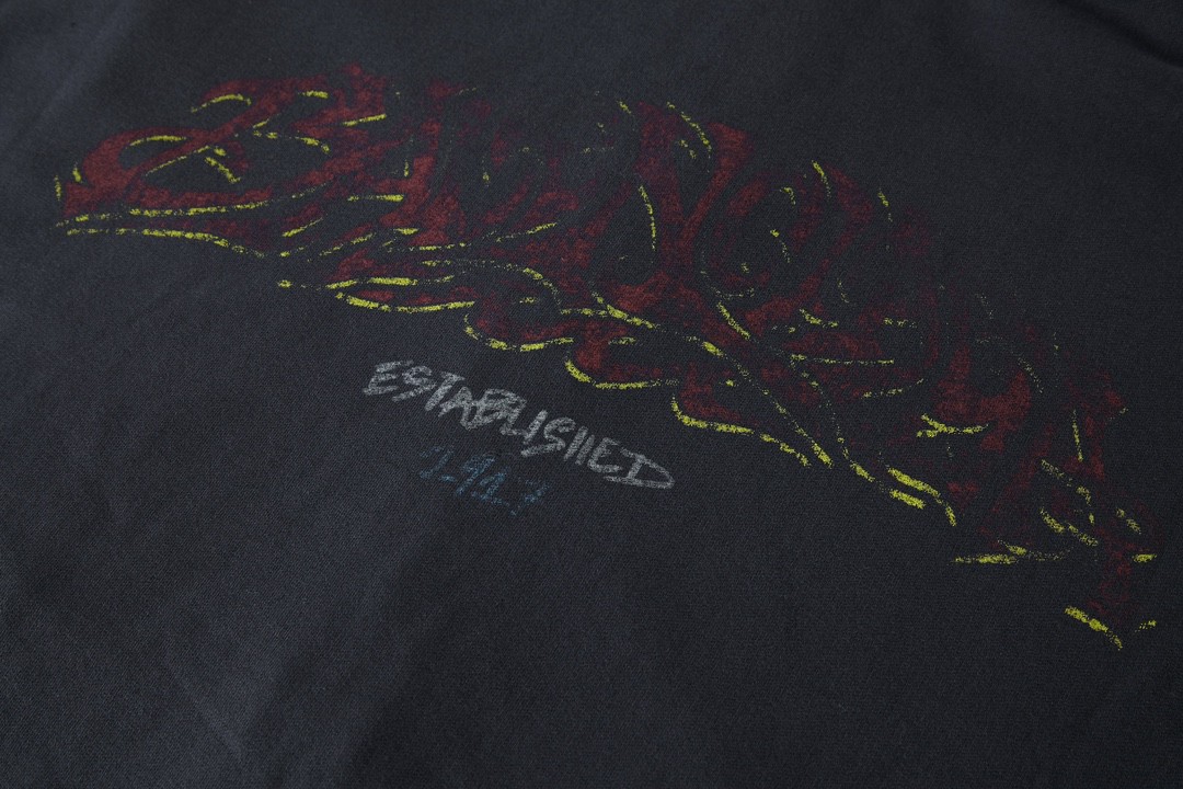 Balenciaga 巴黎世家 印花图案拉链做旧连帽卫衣 长袖 秋冬 男女同款 黑色 770939TPVM91568