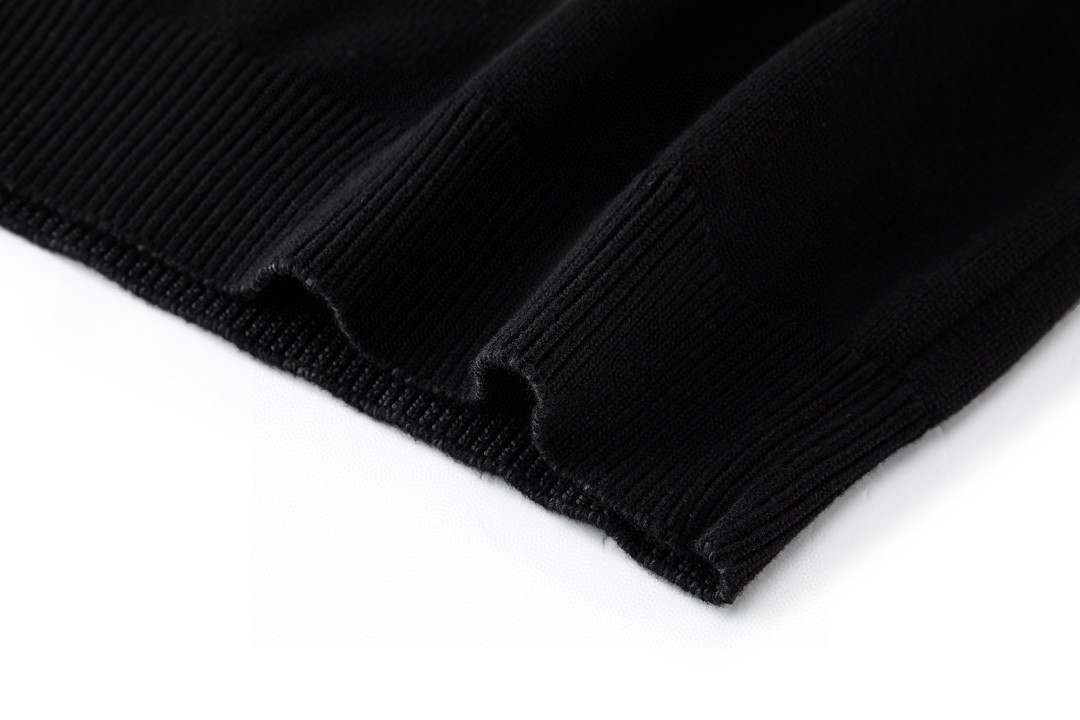 Balenciaga 巴黎世家 字母Logo高领拼接毛衣 长袖 秋冬 保暖 黑色 750413T32801000