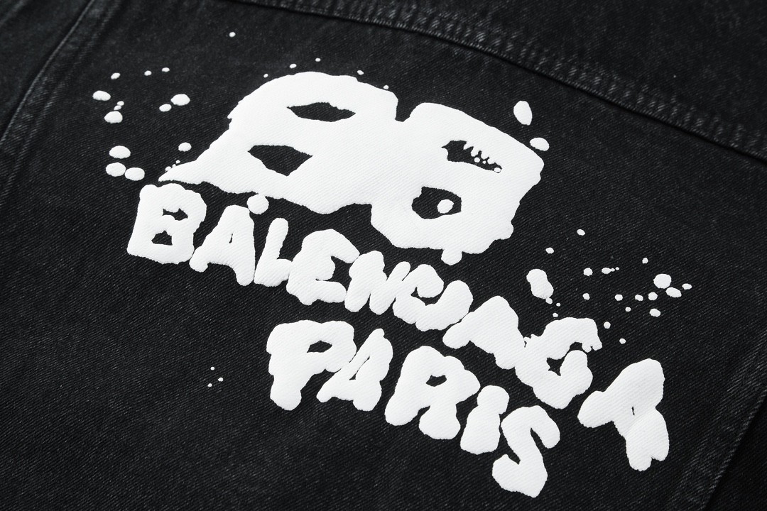 Balenciaga 巴黎世家 背后字母logo涂鸦印花 牛仔外套 牛仔衣 秋冬 黑色 724646WTNW541129