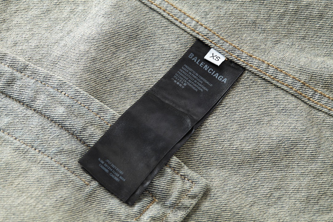 Balenciaga 巴黎世家 满钻翻领长袖 牛仔外套 牛仔衣 秋冬 蓝色