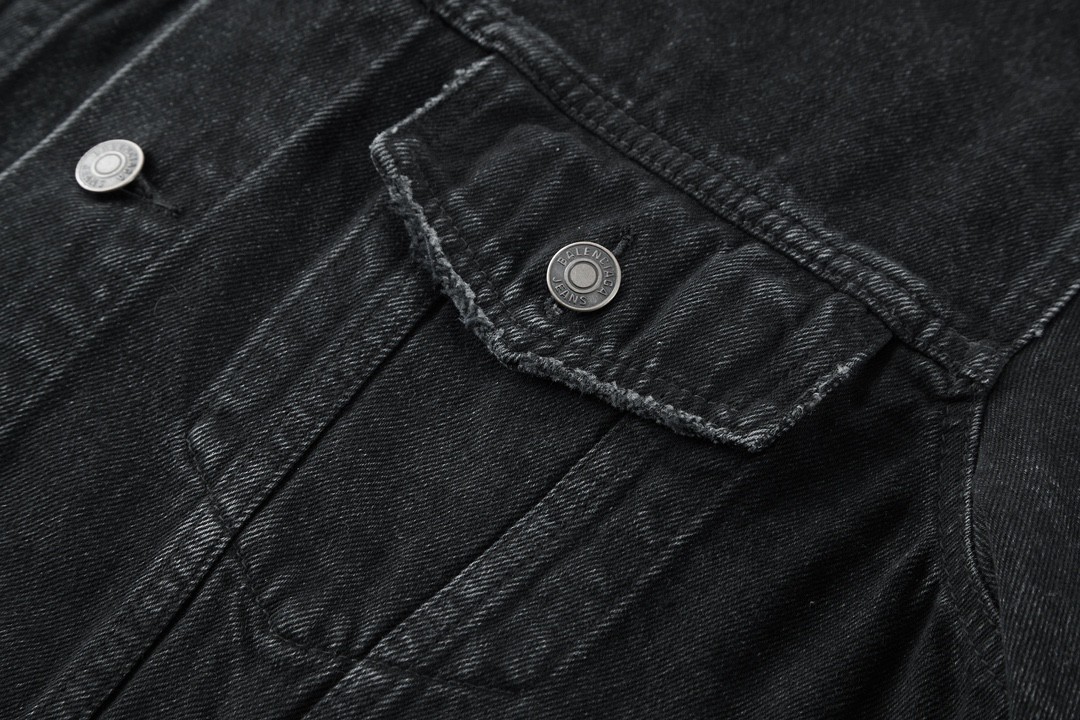 Balenciaga 巴黎世家 背后字母logo涂鸦印花 牛仔外套 牛仔衣 秋冬 黑色 724646WTNW541129