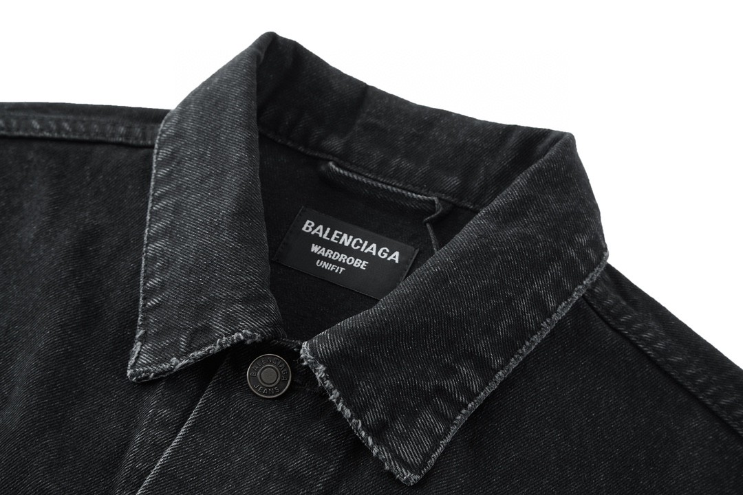 Balenciaga 巴黎世家 背后字母logo涂鸦印花 牛仔外套 牛仔衣 秋冬 黑色 724646WTNW541129