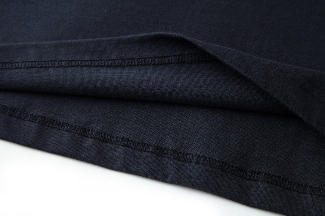 Balenciaga 巴黎世家 字母Logo印花 T恤 长袖 卫衣  秋冬 黑色 