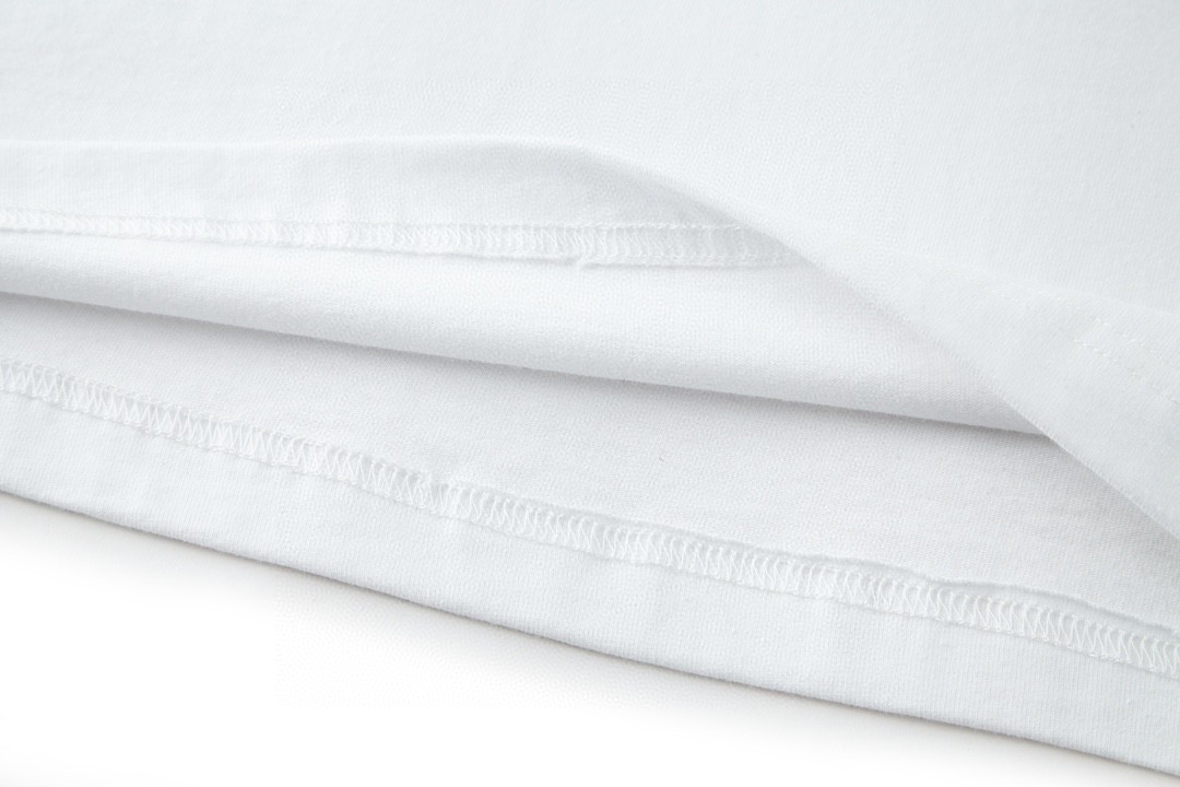 Balenciaga 巴黎世家 字母刺绣LogoT恤 长袖 卫衣  秋冬 白色 720250TPVD79065