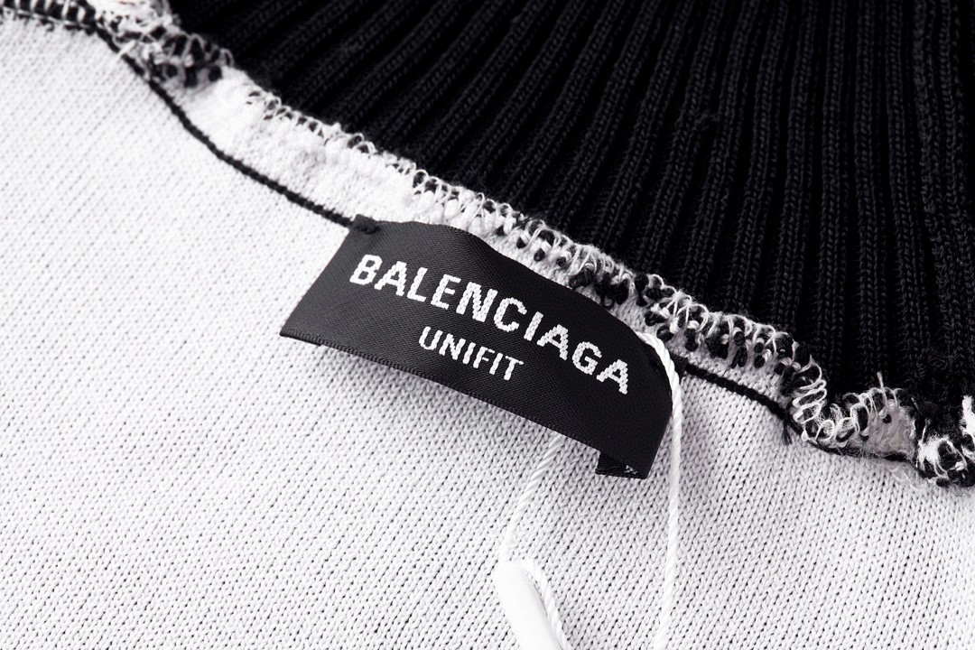 Balenciaga 巴黎世家 字母Logo 10号足球高领拼接毛衣 长袖 秋冬 保暖 黑色 641796T61821070