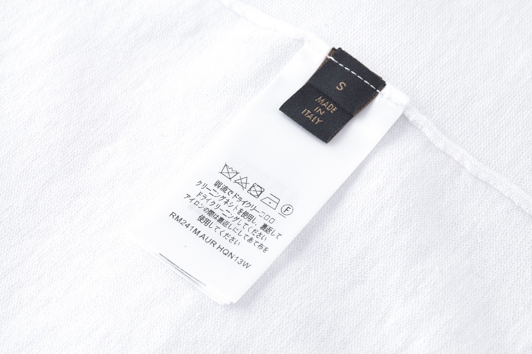 LOUIS VUITTON 路易威登 字母logo针织短袖 圆领  T 恤 上衣 夏款 女款 白色