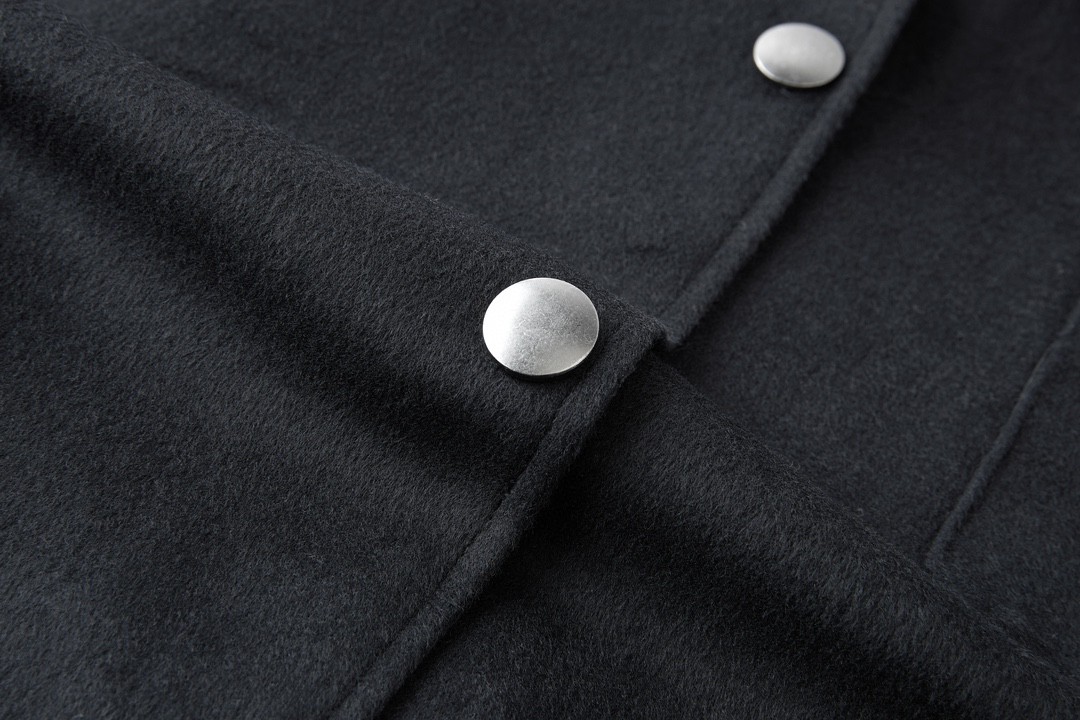 PRADA 普拉达 三角徽标羊绒衬衫 外套 长袖 黑色 灰色