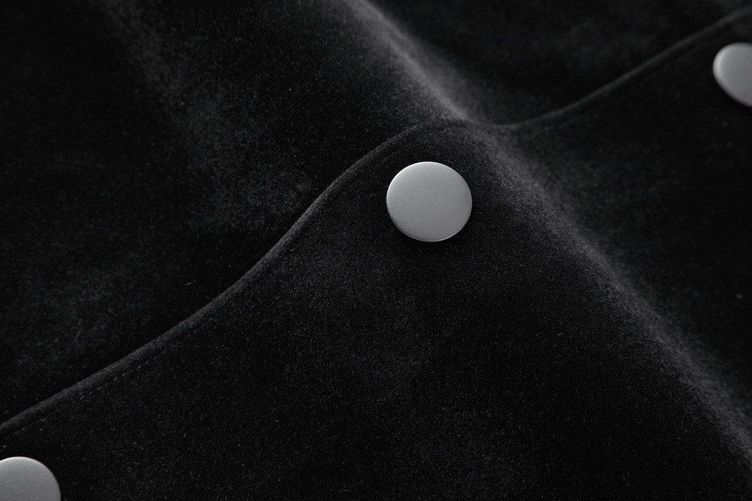 PRADA 普拉达 SS23 纯色三角徽标 天鹅绒衬衫 夹克 外套 长袖 男女同款 黑色 SC657-12HO-F0002-S-231