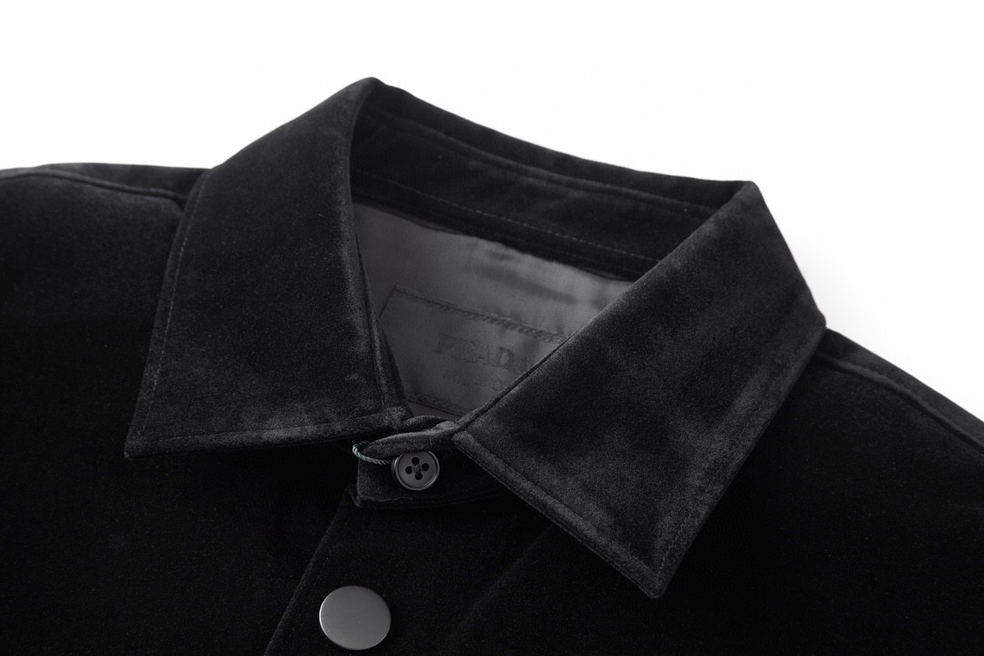 PRADA 普拉达 SS23 纯色三角徽标 天鹅绒衬衫 夹克 外套 长袖 男女同款 黑色 SC657-12HO-F0002-S-231