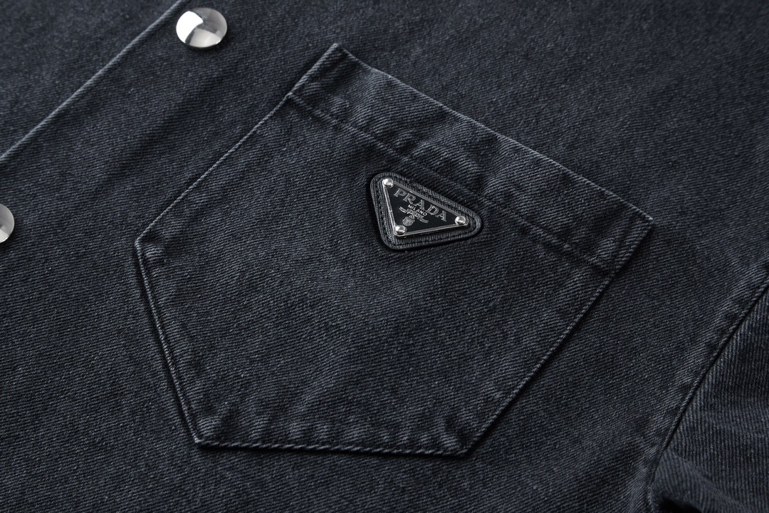 PRADA 普拉达 三角徽标牛仔衣 短袖 衬衫 男女同款 黑色 GEC067-12K8-F0557-S-212