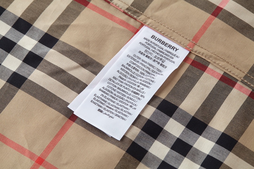 Burberry 巴宝莉 格纹翻领单排扣衬衫 长袖 秋冬款 男女同款 棕色 