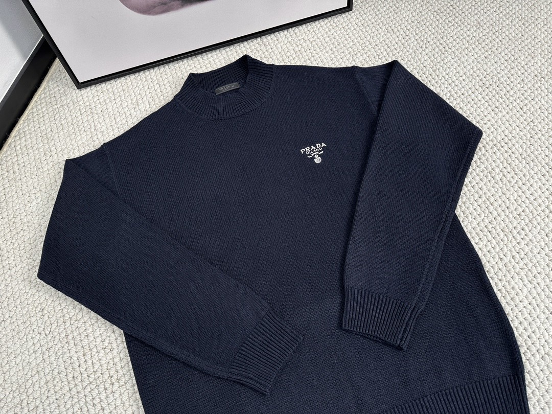 PRADA 普拉达 纯色字母Logo徽标 毛衣 针织衫 长袖 秋冬款 驼色 藏蓝色 