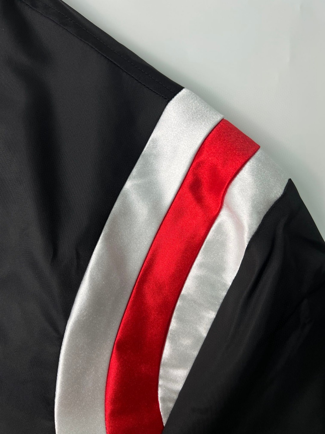 CELINE 赛琳 拼色字母印花飞行员夹克 棒球服 外套 秋冬款 男女同款 黑色 2W867532T-38NO