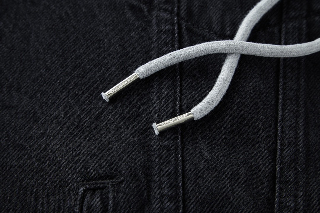 CELINE 赛琳 FW23 水洗单排扣连帽休闲牛仔外套 牛仔衣 长袖 外套 秋冬款 男女同款 黑灰色 2Q472947F-38CH