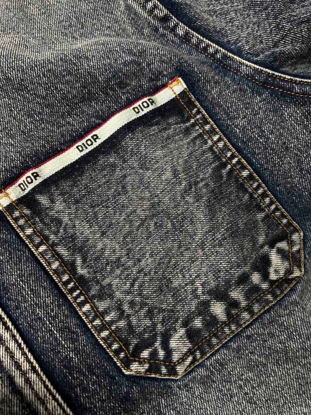 DIOR 迪奥 水洗做旧翻领单排扣牛仔外套 长袖 牛仔衣 夹克 秋冬款 蓝色 113D585BY994-510