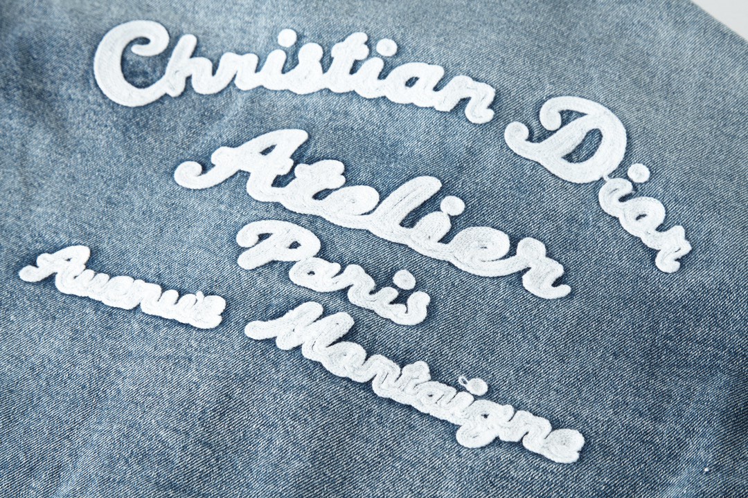 DIOR 迪奥 水洗做旧刺绣logo 双头拉链牛仔外套 长袖 牛仔衣 夹克 秋冬款 蓝色 313D487AY988-C580